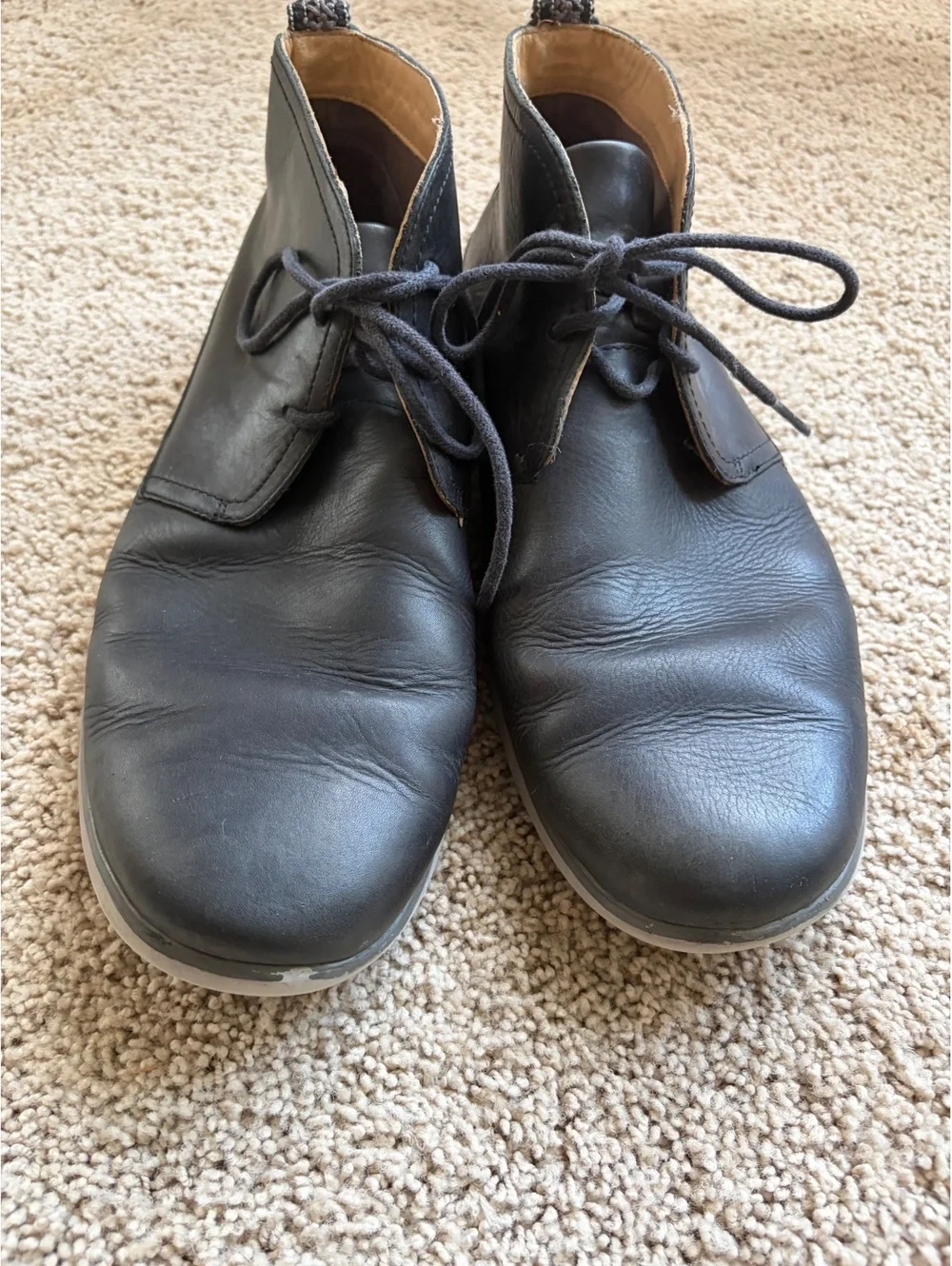 Men's UGG Freamon Chukka boots black leather shoes size 13 lightweight